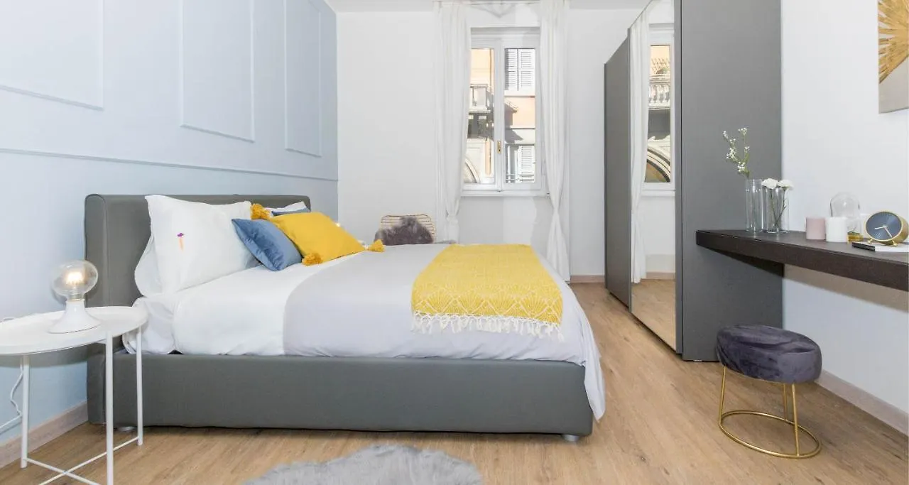 Apartment Ferienwohnung Altido Austere Elegance Mailand Italien
