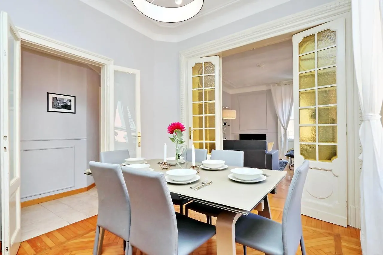 Ferienwohnung Altido Austere Elegance Mailand Apartment
