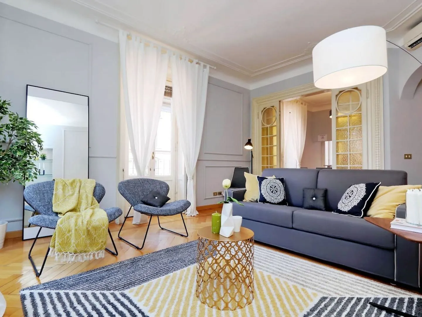 Ferienwohnung Altido Austere Elegance Mailand Italien